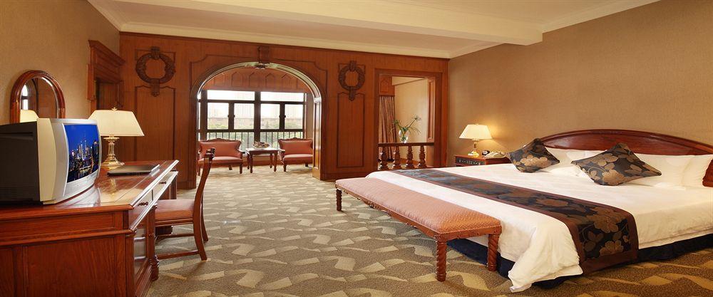 Jing An Hotel Шанхай Экстерьер фото